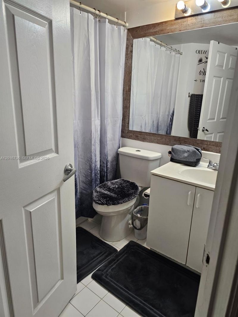 9610 NW 2nd St , Unit 8-203, Pembroke Pines, FL 33024 Photo