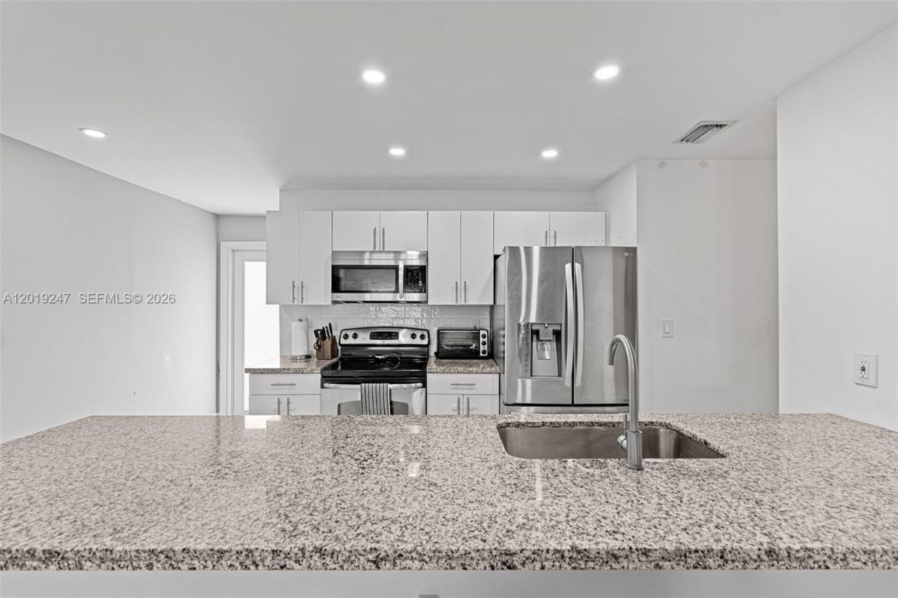 21110 NW 39th Ave, Miami Gardens, FL 33055 Photo