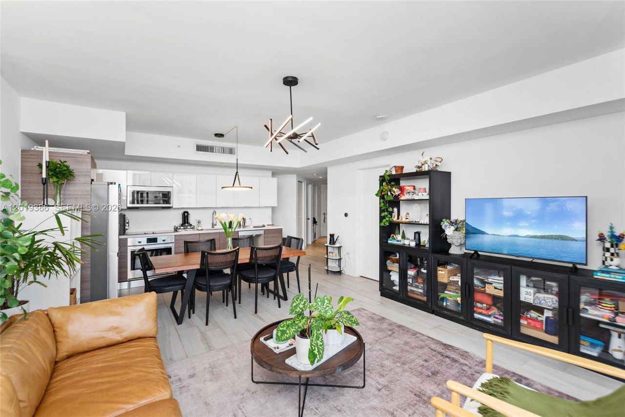 1010 SW 2nd Ave , Unit 1709, Miami, FL 33130 Photo