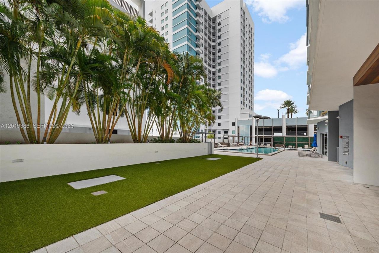 1010 SW 2nd Ave , Unit 1709, Miami, FL 33130 Photo