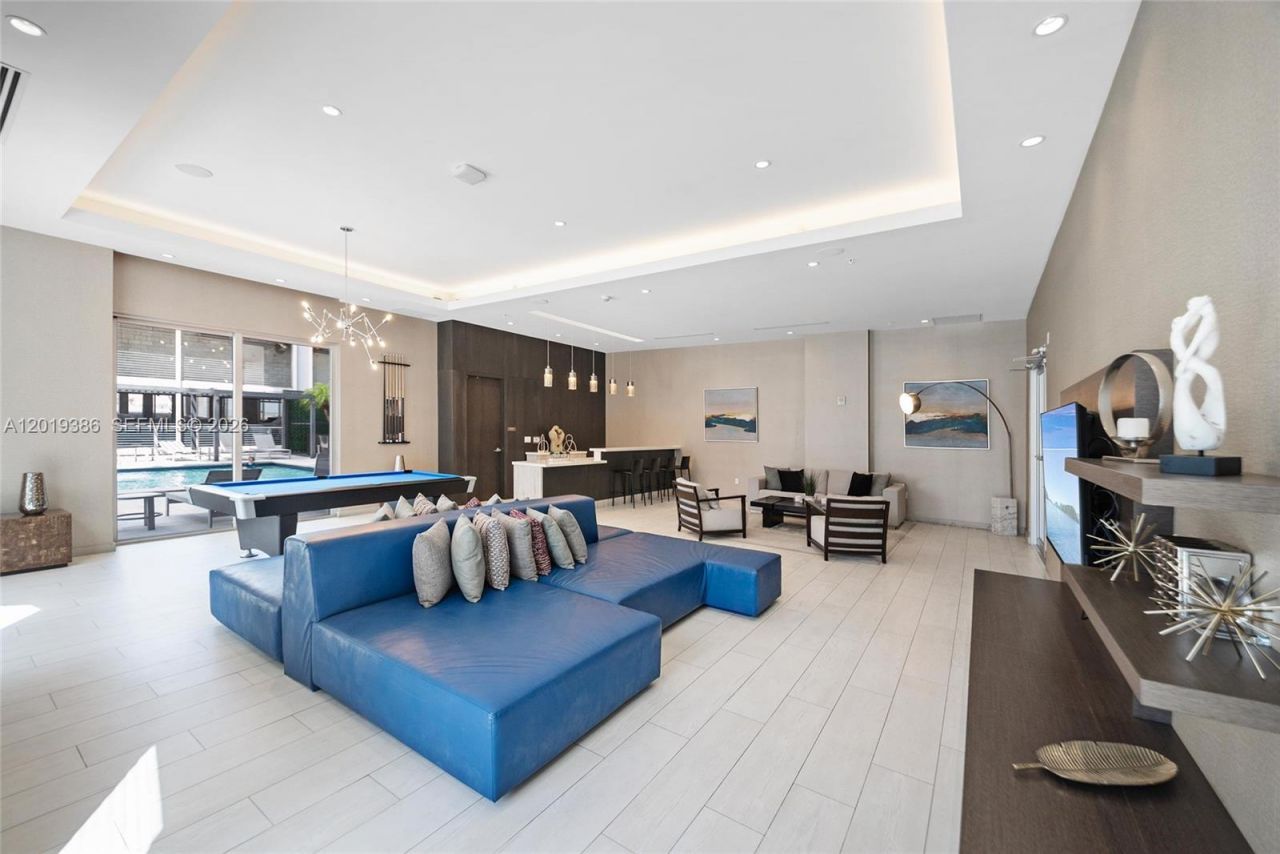 1010 SW 2nd Ave , Unit 1709, Miami, FL 33130 Photo
