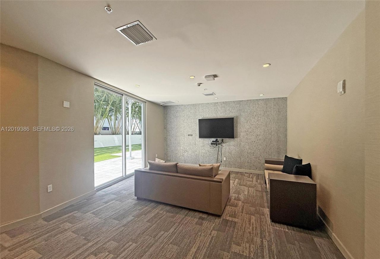 1010 SW 2nd Ave , Unit 1709, Miami, FL 33130 Photo