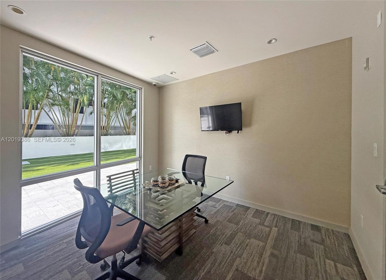1010 SW 2nd Ave , Unit 1709, Miami, FL 33130 Photo