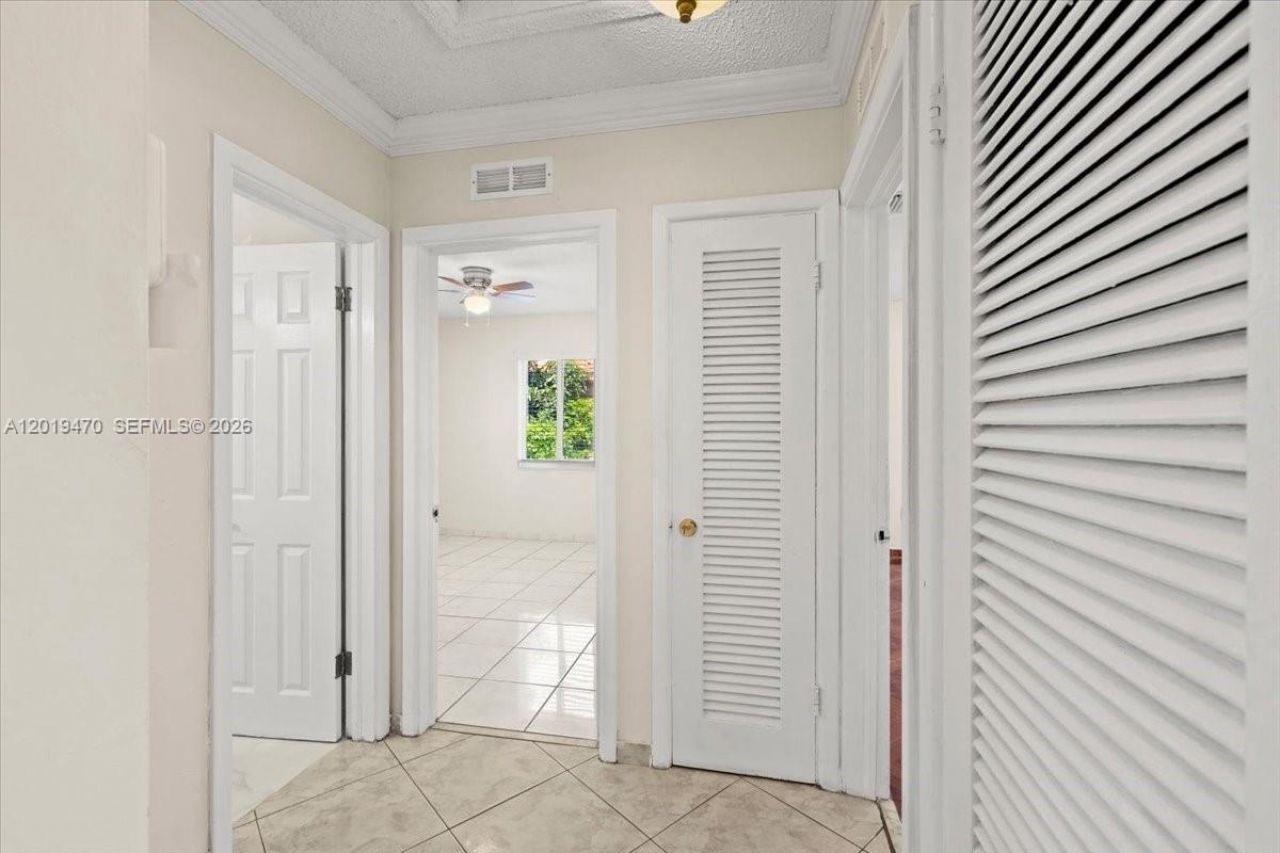 305 NW 111th St, Miami Shores, FL 33168 Photo