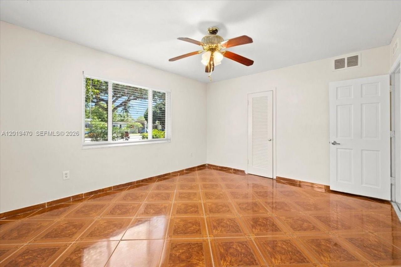 305 NW 111th St, Miami Shores, FL 33168 Photo