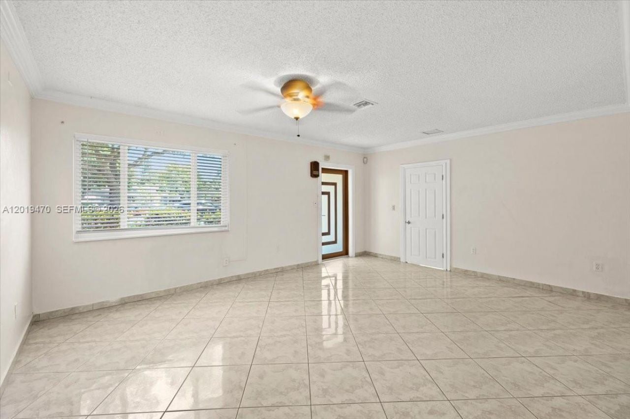 305 NW 111th St, Miami Shores, FL 33168 Photo