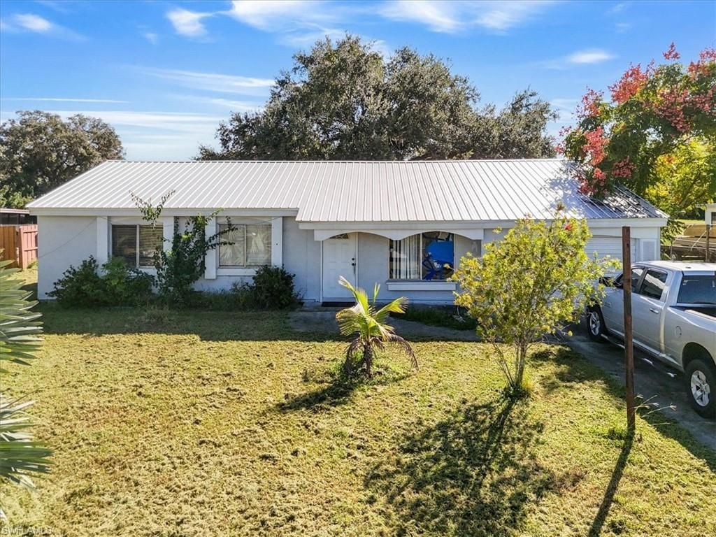 4077 S Edgewater Cir , Labelle, FL 33935 Photo