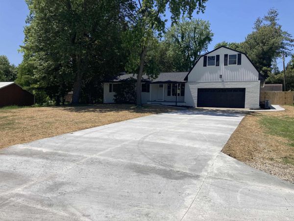 441 Oak Street, Lynnville, IN 47619