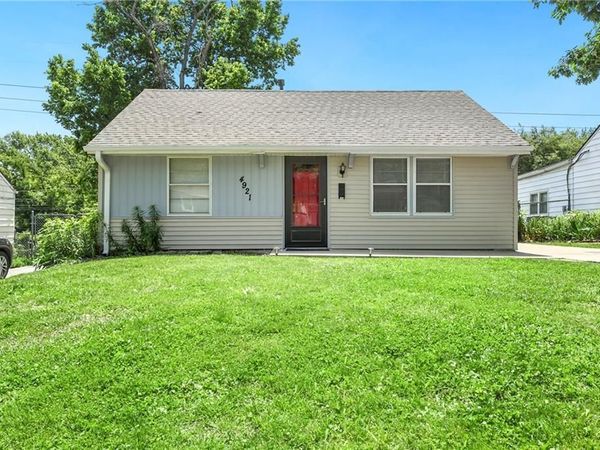 4921 CREST Drive, Kansas City, KS 66106