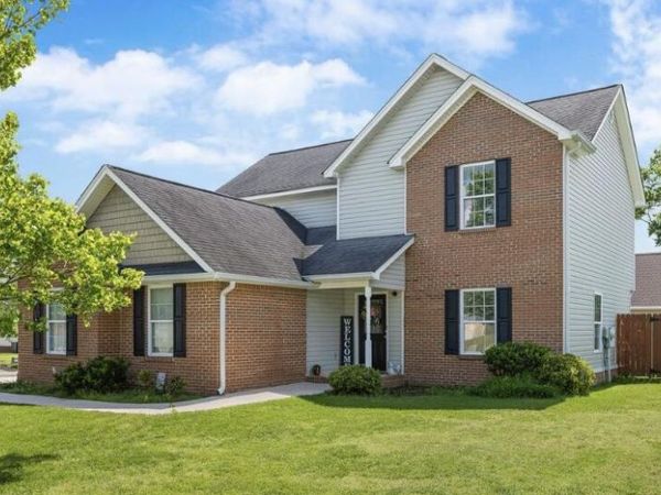 647 Peachtree Circle, Ringgold, GA 30736