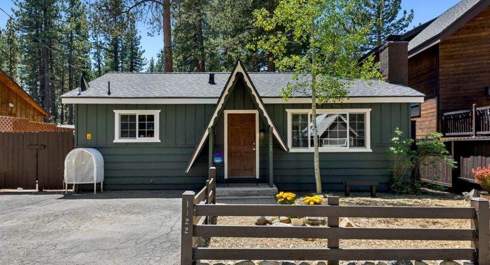 1122 Reno Avenue, South Lake Tahoe, CA 96150 Photo