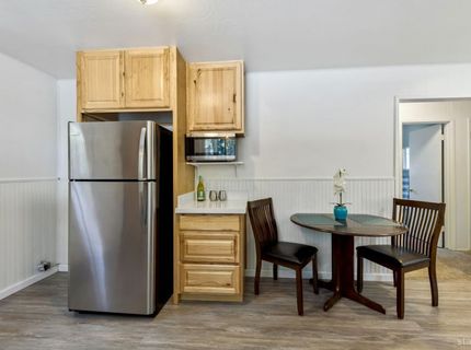 1122 Reno Avenue, South Lake Tahoe, CA 96150 Photo