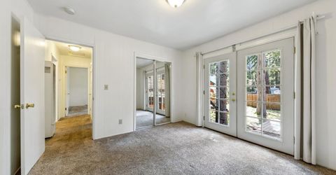 1122 Reno Avenue, South Lake Tahoe, CA 96150 Photo