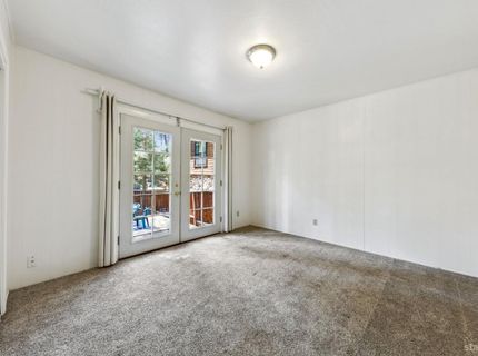 1122 Reno Avenue, South Lake Tahoe, CA 96150 Photo