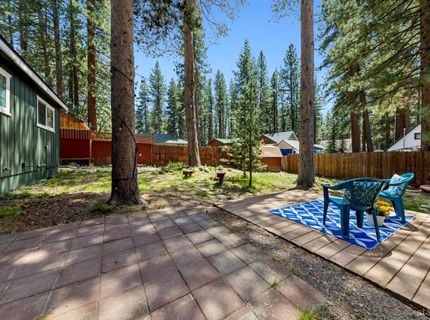 1122 Reno Avenue, South Lake Tahoe, CA 96150 Photo