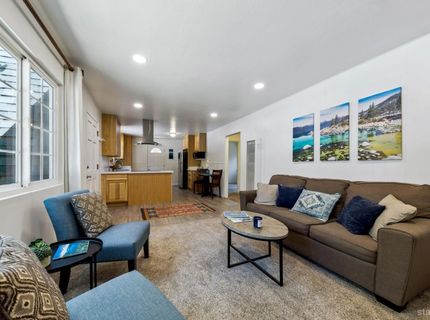 1122 Reno Avenue, South Lake Tahoe, CA 96150 Photo