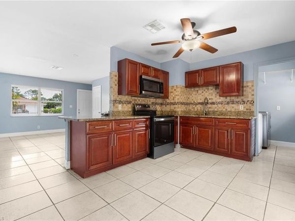 5369 Broward ST , NAPLES, FL 34113