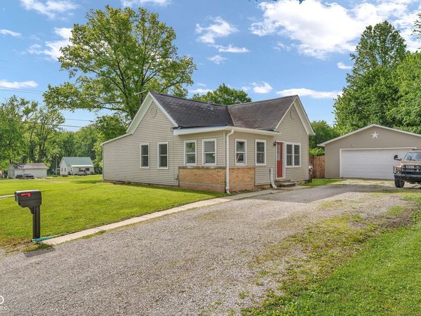 422 W Center Street , Brazil, IN 47834