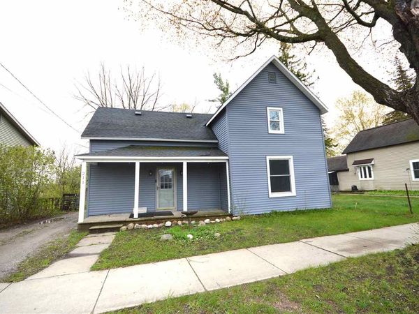 211 Bridge Street, East Jordan, MI 49727