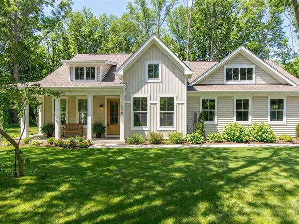 2152 Golfview Court, Harbor Springs, MI 49740