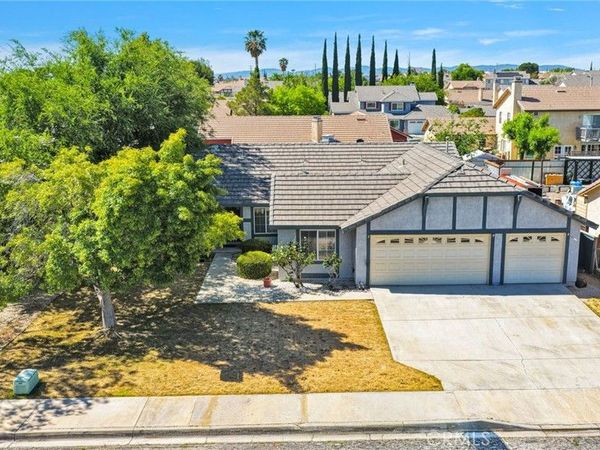 14621 Owens River, Victorville, CA 92392