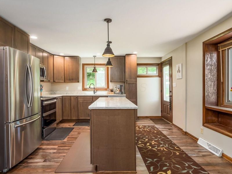 10383 Twin Oaks Drive , Cambridge, OH 43725 Photo 10