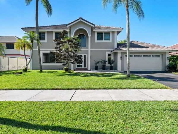 13910 Monticello St , Davie, FL 33325