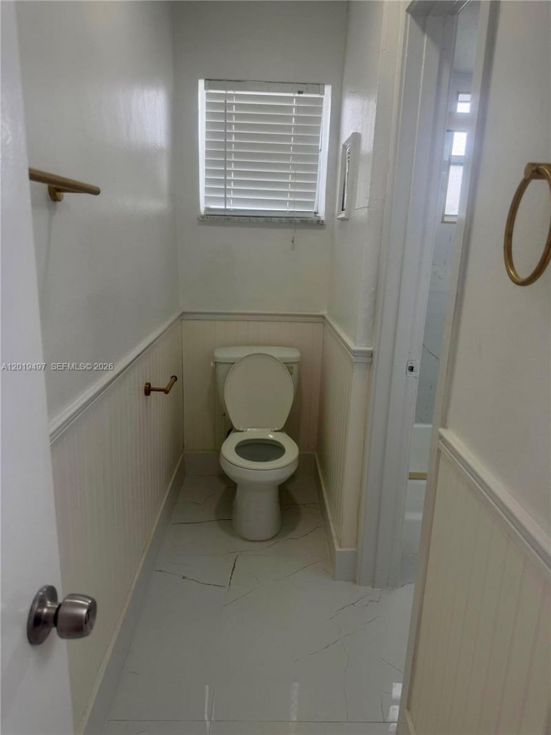 3700 NW 62nd Ave, Unit 207, Virginia Gardens, FL 33166 Photo