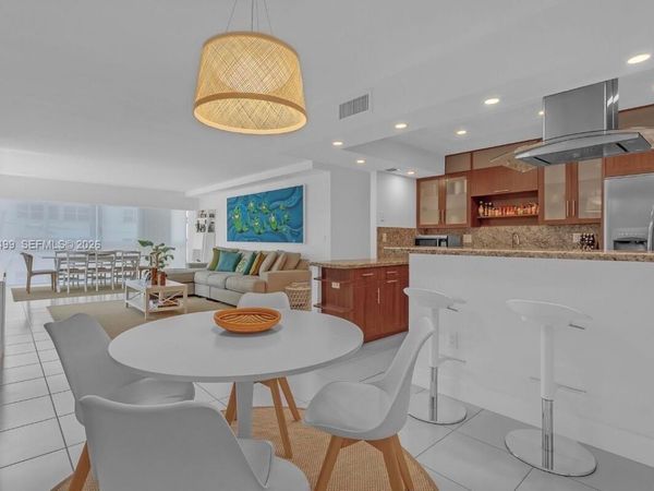 550 Ocean Dr , Unit 4E, Key Biscayne, FL 33149