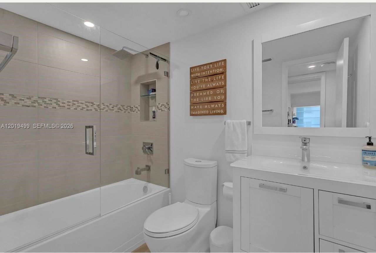 550 Ocean Dr , Unit 4E, Key Biscayne, FL 33149 Photo