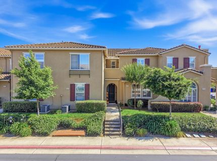 8398 Crystal Walk Cir, Elk Grove, CA 95758 Photo