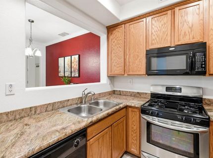 8398 Crystal Walk Cir, Elk Grove, CA 95758 Photo