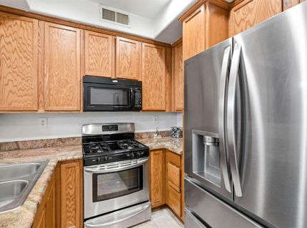 8398 Crystal Walk Cir, Elk Grove, CA 95758 Photo