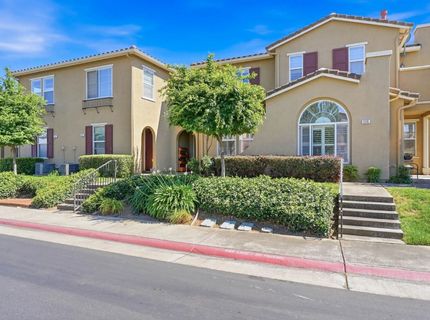 8398 Crystal Walk Cir, Elk Grove, CA 95758 Photo