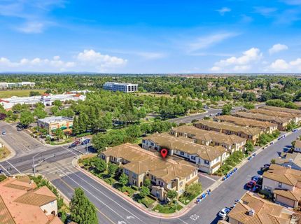 8398 Crystal Walk Cir, Elk Grove, CA 95758 Photo