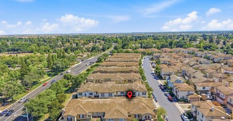 8398 Crystal Walk Cir, Elk Grove, CA 95758 Photo