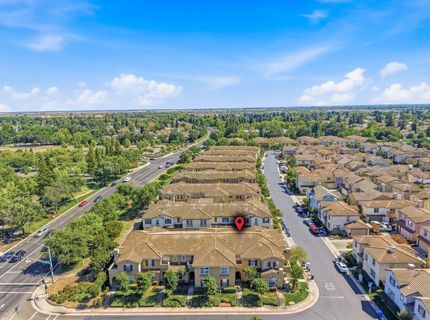 8398 Crystal Walk Cir, Elk Grove, CA 95758 Photo