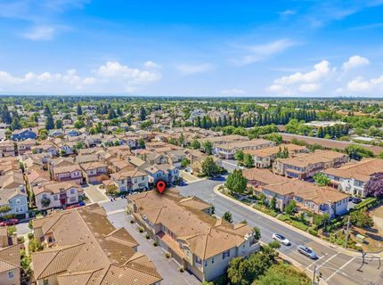 8398 Crystal Walk Cir, Elk Grove, CA 95758 Photo