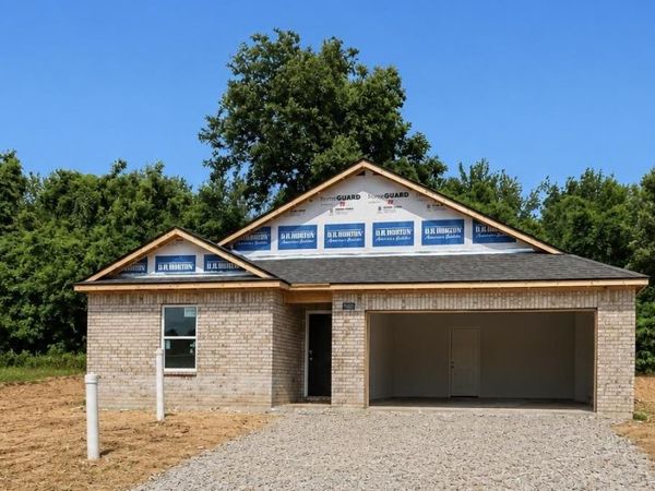 6883 BASUN CIR W, Unit 17, Millington, TN 38053