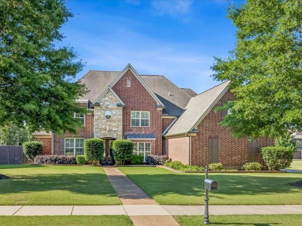 9267 CIELO DR, Germantown, TN 38138