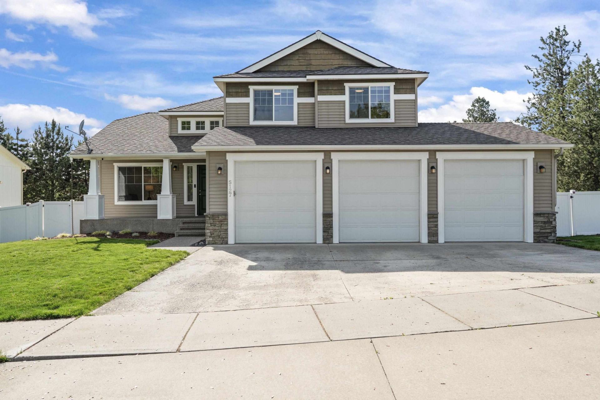5127 N Yale Ct, Spokane, WA 99206 Main Photo