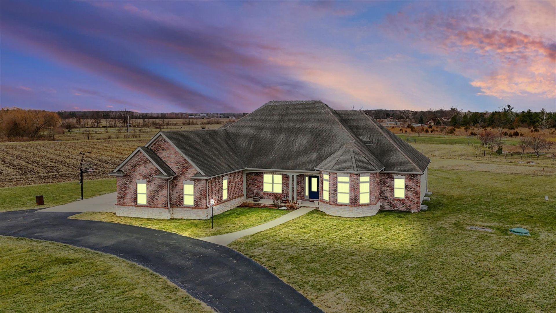 2595 County Road 500 E , Mahomet, IL 61853 Main Photo
