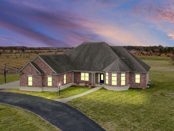 2595 County Road 500 E , Mahomet, IL 61853