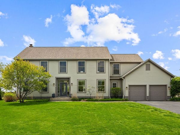 1443 Sunflower Court , Grayslake, IL 60030