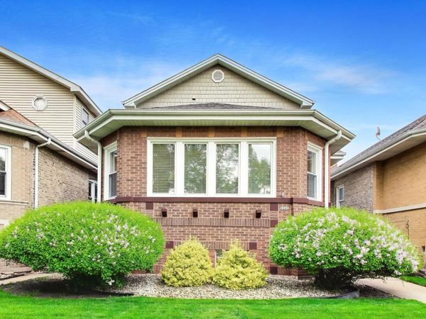 3505 N NOTTINGHAM Avenue, Chicago, IL 60634