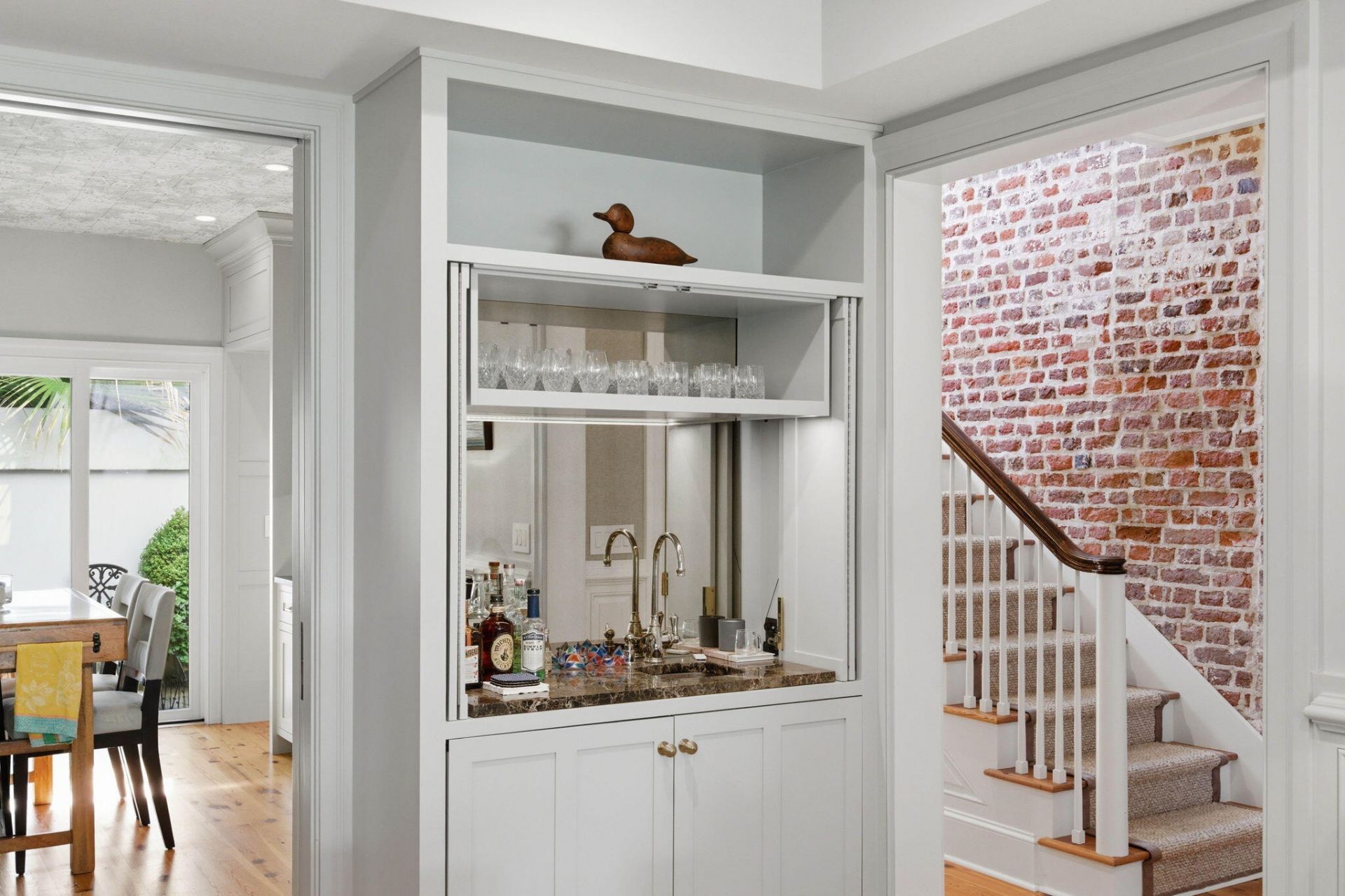 4 Bedons Alley Photo 18