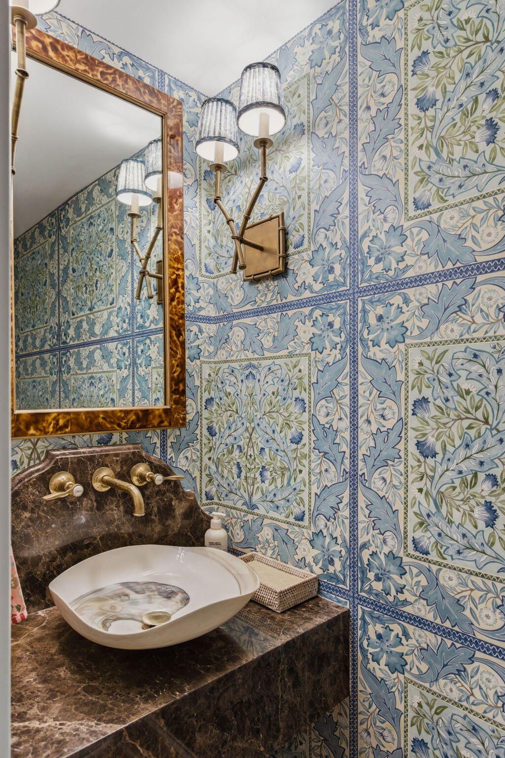 4 Bedons Alley Photo 25