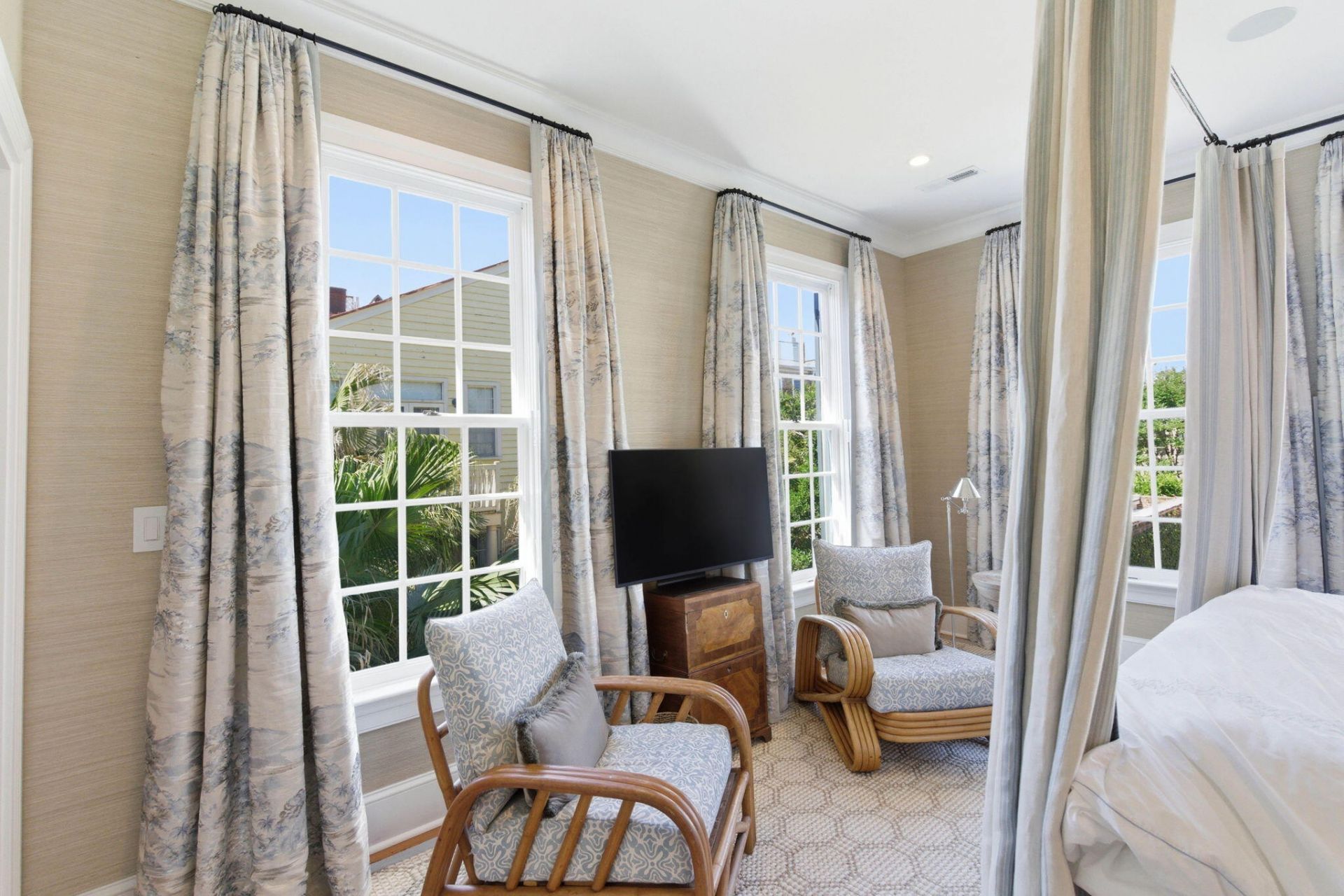 4 Bedons Alley Photo 36