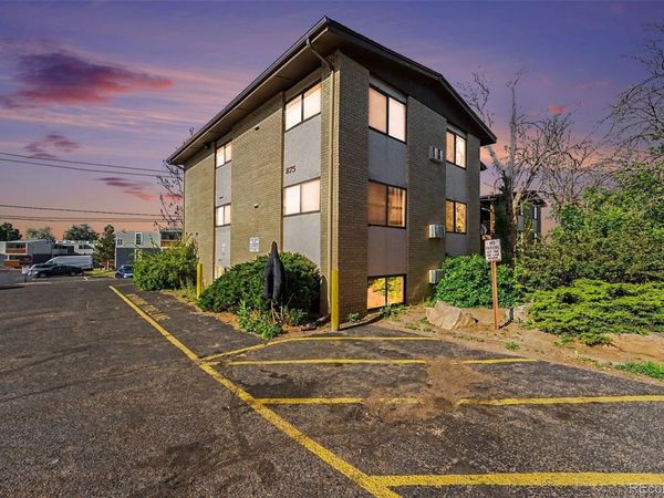 875 S Quebec Street , Unit 24, Denver, CO 80247