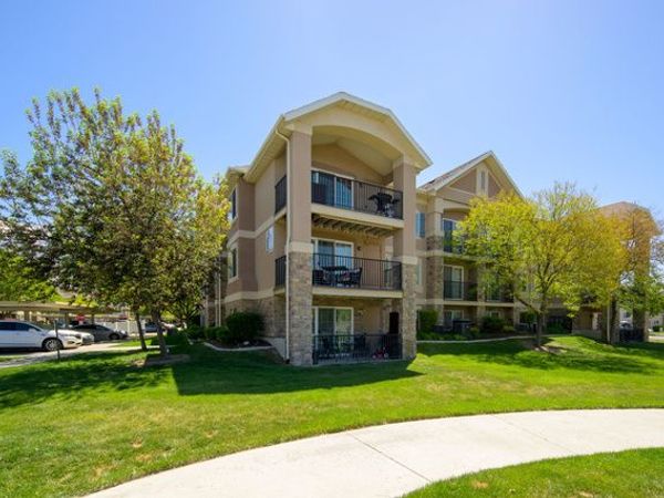 1249 W CAMBRIA WAY N, Unit 303, Pleasant Grove, UT 84062